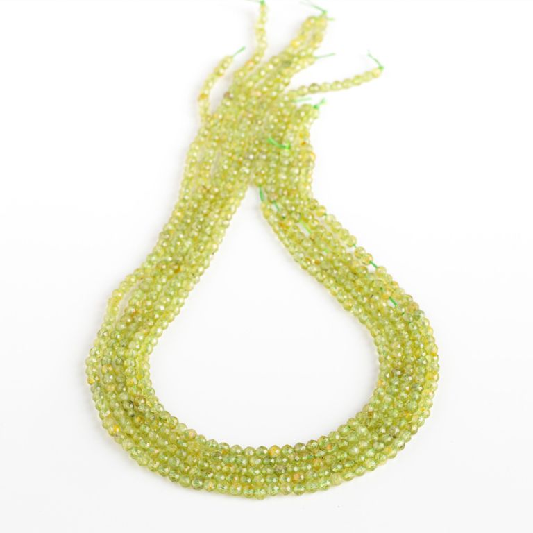 Peridot sfere fatetate 3.5 mm I Magazinuldepietre.ro