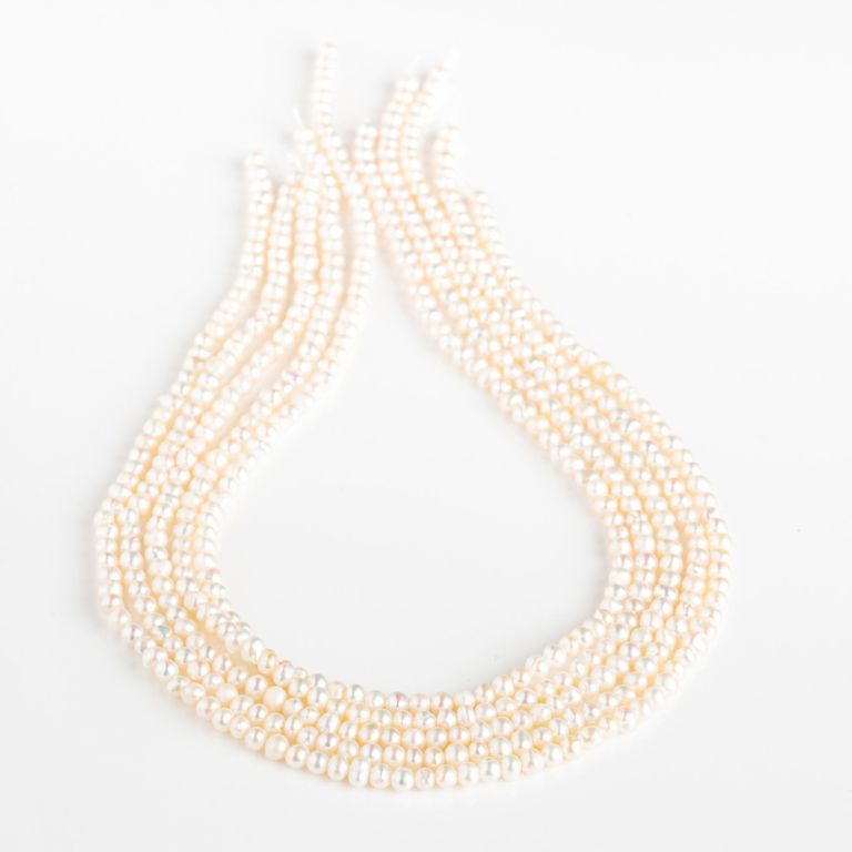 Perle de cultura alb forme neregulate 3-4 mm v1 I Magazinuldepietre.ro