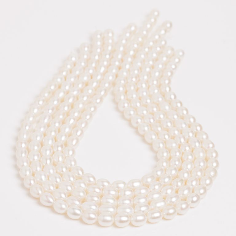 Pietre Semipretioase - Perle de cultura alb bob 7x9 mm