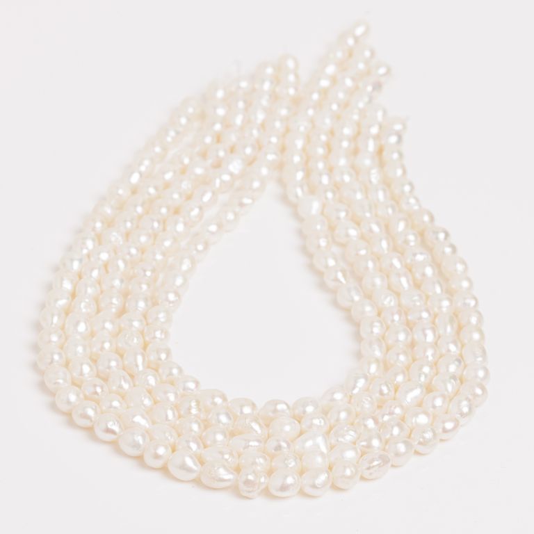 Pietre Semipretioase - Perle de cultura alb bob neregulat 6-7 mm v1