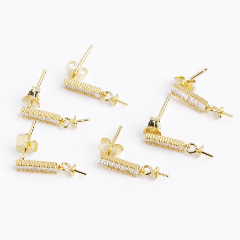 Black Friday - Reduceri [Tortite surub argint placat aur 14K dreptunghi 3x10.7 mm zirconiu alb + fluturi - 1 per] Promotie