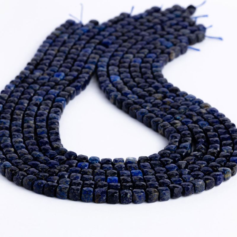 Lapis lazuli cuburi fatetate 5 mm I Magazinuldepietre.ro