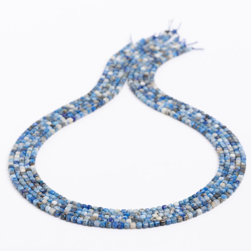 Pietre Semipretioase - Lapis lazuli cuburi fatetate 2.5 mm V1