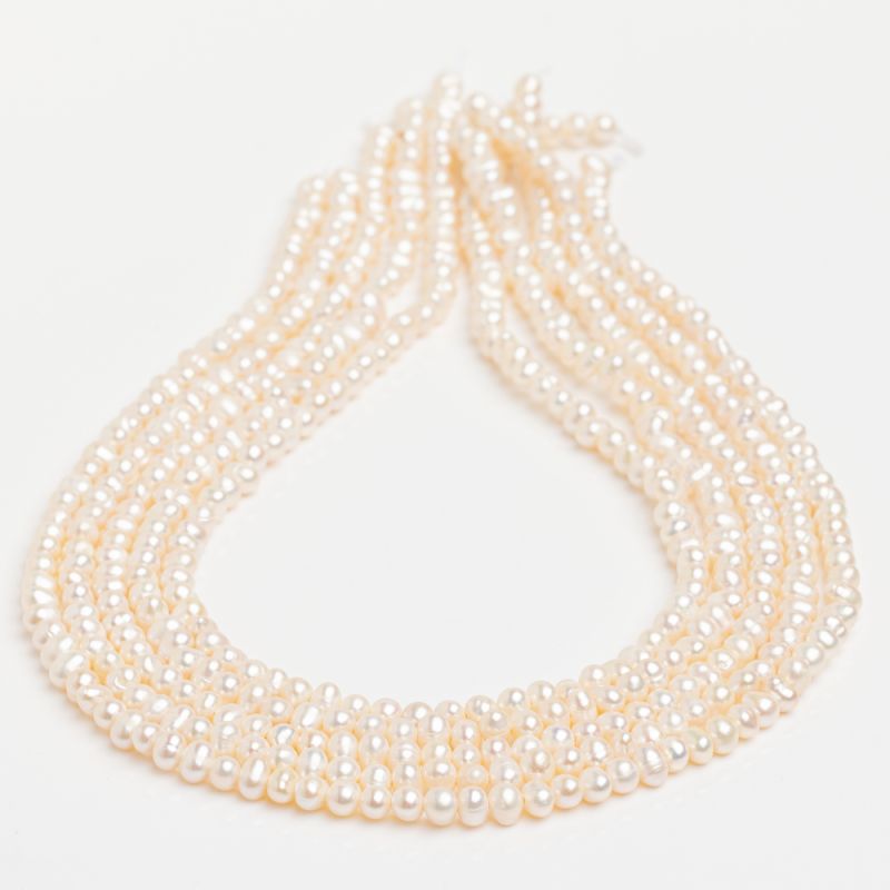 Pietre Semipretioase - Perle de cultura alb oval 4-5 mm