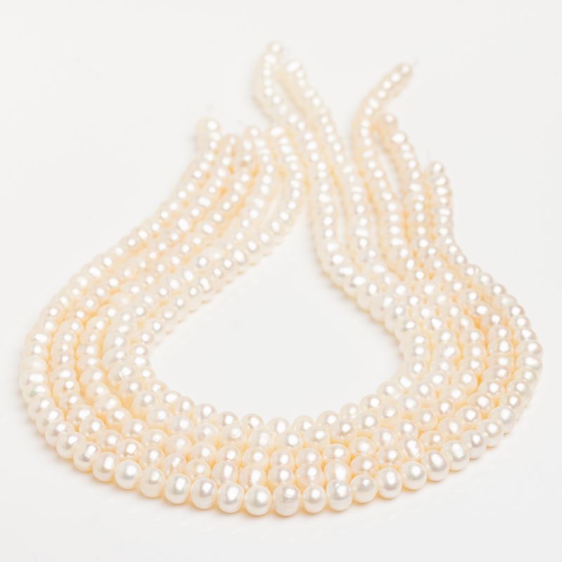 Pietre Semipretioase - Perle de cultura alb oval 7-8 mm