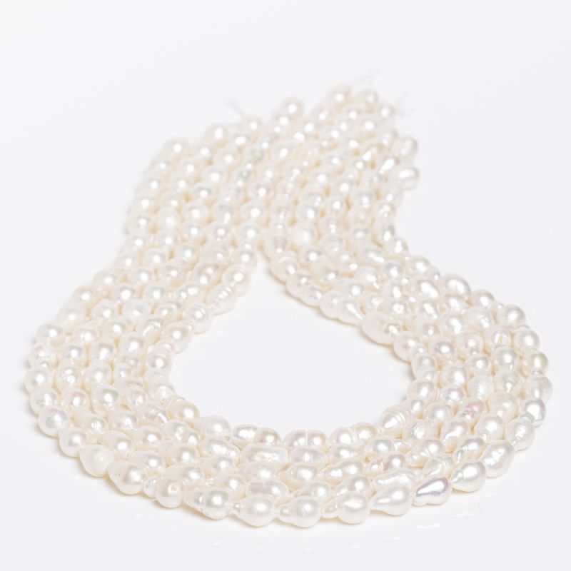 Pietre Semipretioase - Perle de cultura alb picaturi neregulate 6-7 mm V1