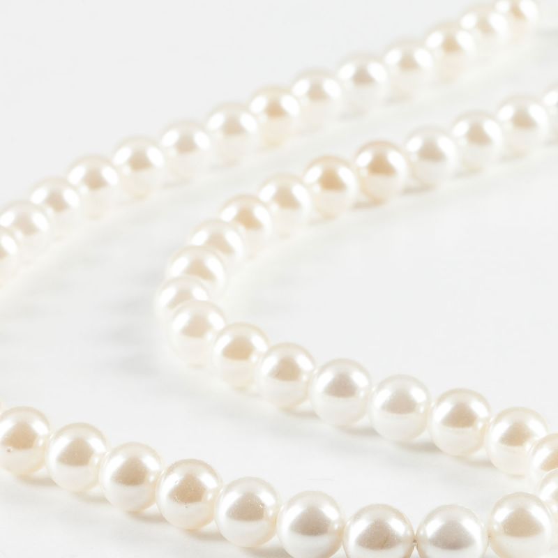 Scoica alb perlat sfere 8 mm - magazinuldepietre.ro