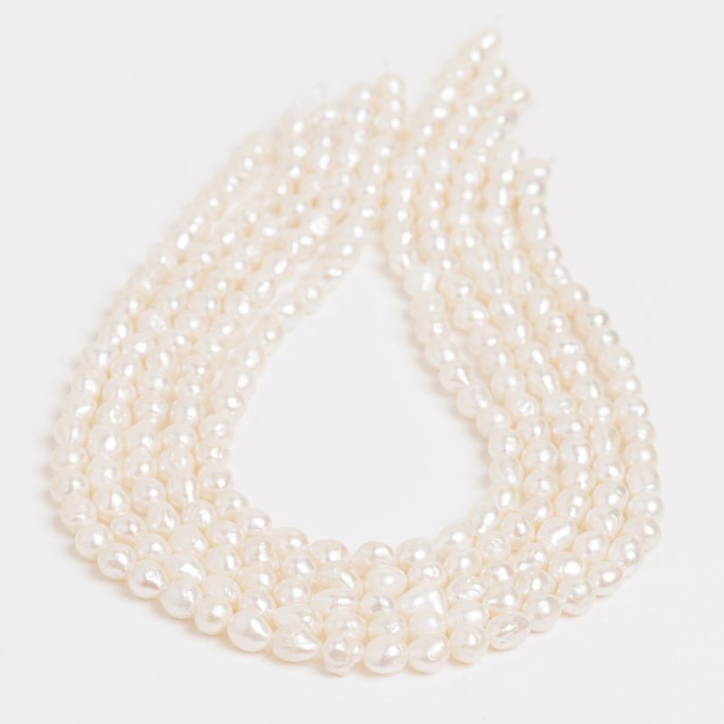 Pietre Semipretioase - Perle de cultura alb bob neregulat 6-7 mm v1 - magazinuldepietre.ro