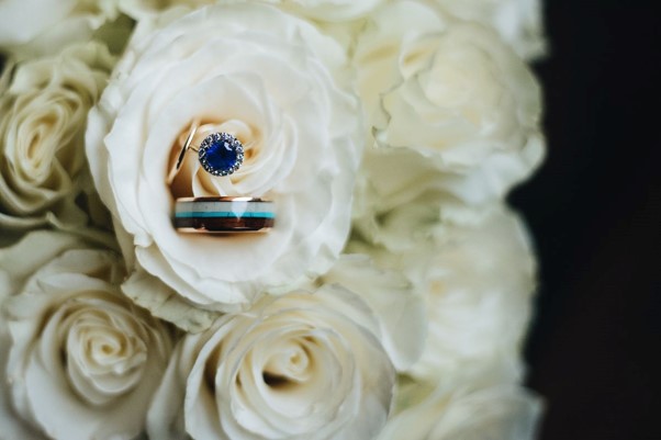 Arată-ți dragostea cu ajutorul bijuteriilor. Ce pietre sunt recomandate pentru inelul de logodnă?