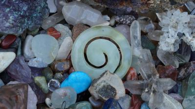 Clasificarea pietrelor semipretioase – Ce reprezinta ”duritatea” unui mineral si cum se foloseste scara Mohs?